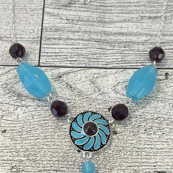 AVON Vintage VTG Signed SAQ Silver Tone Southwest Style Necklace 16-19” - Picture 4 of 10